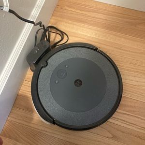 iRobot Roomba i3
